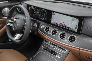 Mercedes-Benz E300 de 4Matic AMG Line Estate 2020 года  (WW)